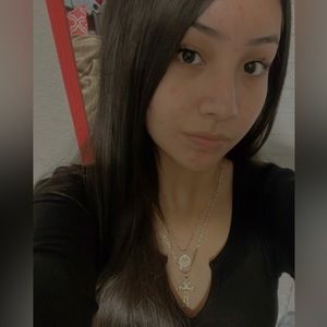 Meet your Posher, Perla